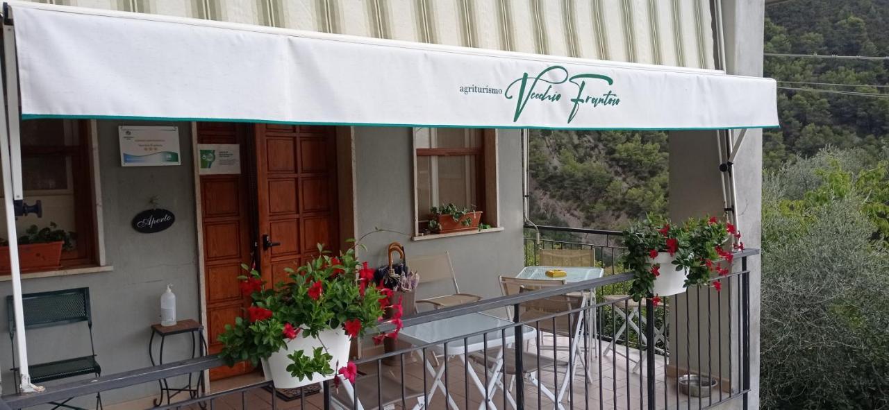 Agriturismo Vecchio Frantoio Villatella Eksteriør billede